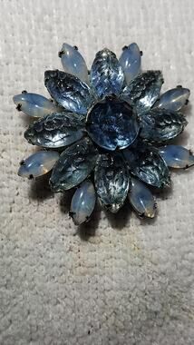 Title: Vtg 1950s Blue Fruit Salad & Givre Glass Pinwheel Brooch (Beau Jewels /JL